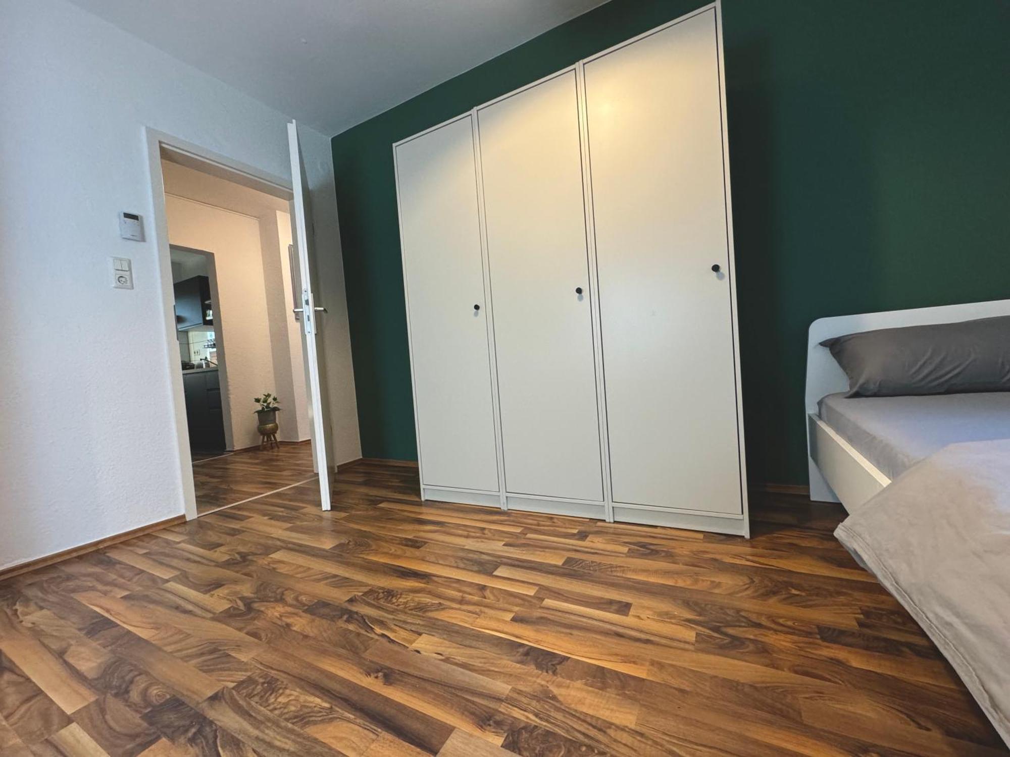 Komplette Wohnung Wilhelmshaven Mit Netflix Esterno foto