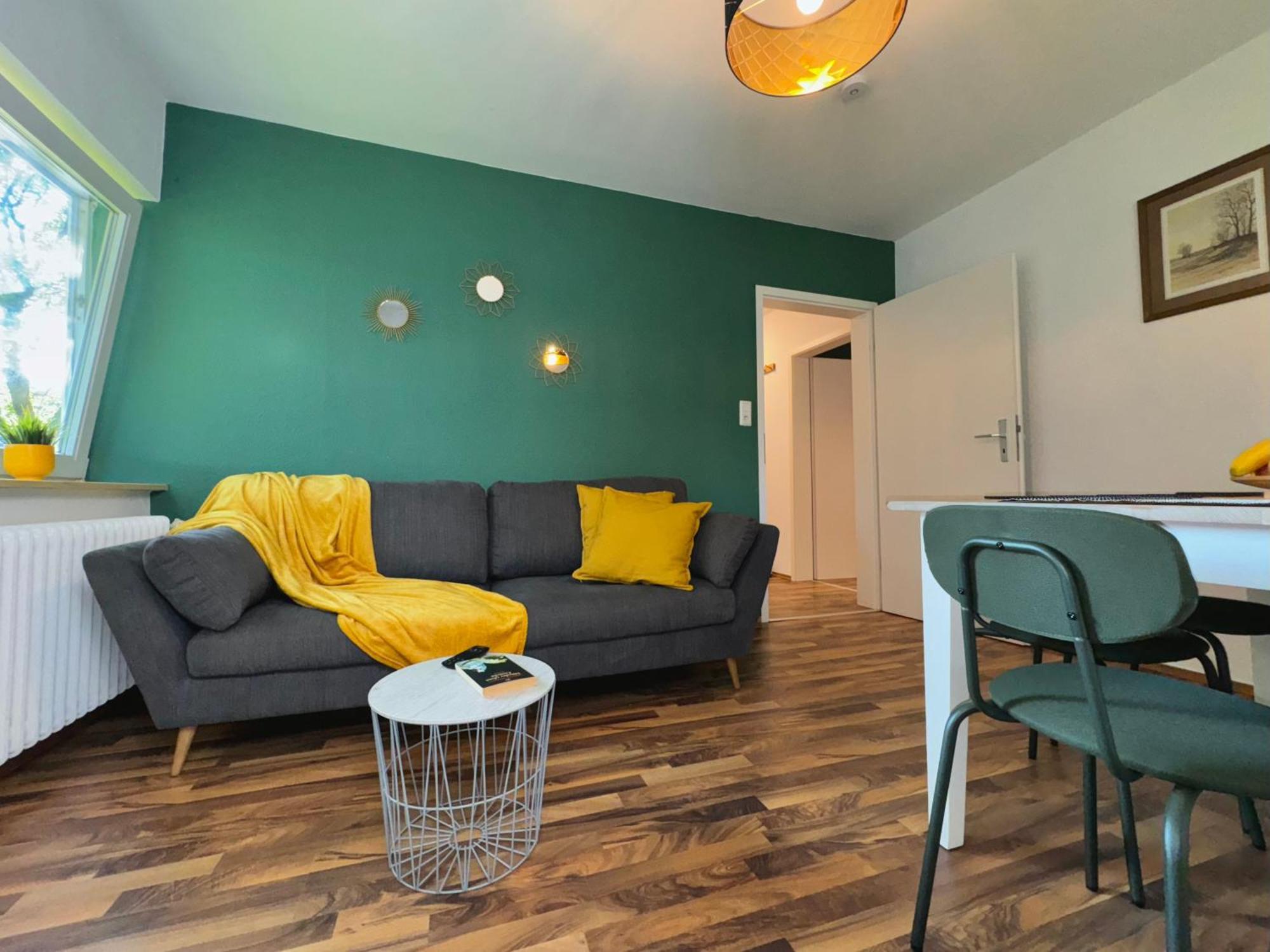 Komplette Wohnung Wilhelmshaven Mit Netflix Esterno foto
